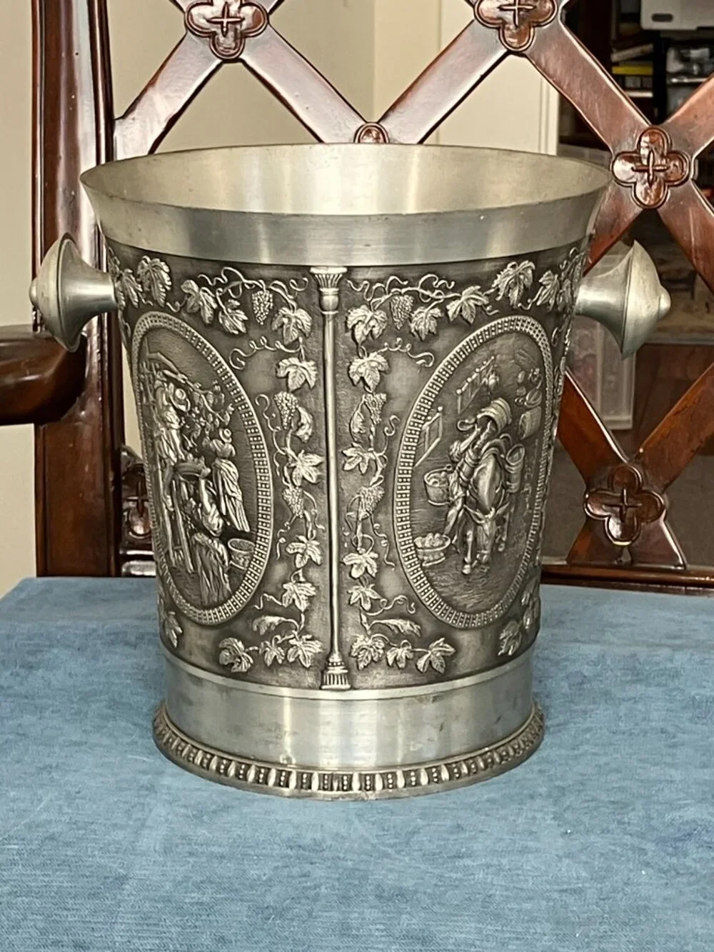 Artina SKS Carved Pewter Champagne Ice Bucket Weinlese – USED, Good Condition